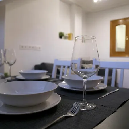 דירה San Pablo 2 Parking Opcional By Salamancavacacional *